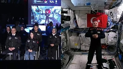 Bakan Kacır, GUHEM'de Türkiye'nin ilk astronotu Alper Gezeravcı ile görüntülü görüştü