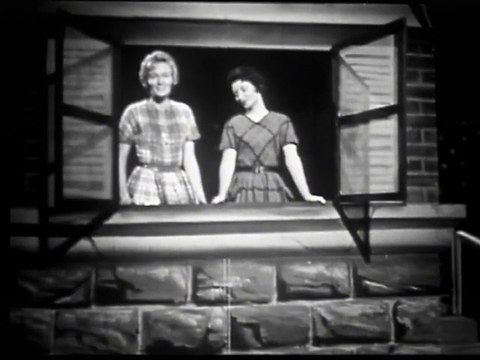 THE BARRY SISTERS - I've Told Every Little Star (Bandstand 1961)