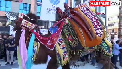 Kumluca'da 'En Süslü Deve' Yarışması Düzenlendi