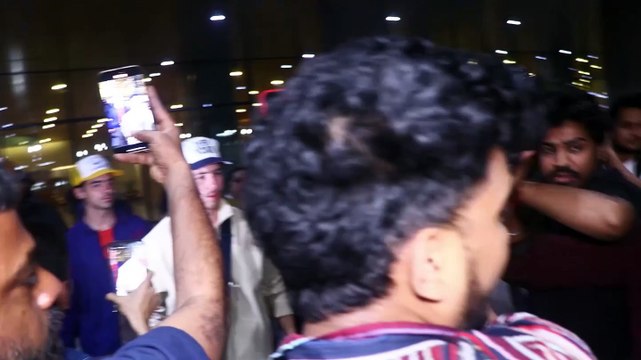 Nick Jonas arrives with brothers Kevin, Joe Jonas; Priyanka Chopra’s fans welcome their ‘Jiju’