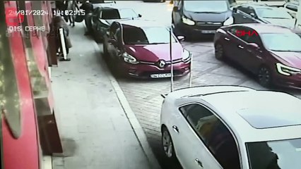 Banka çıkışı 5 milyon liralık gasp kamerada