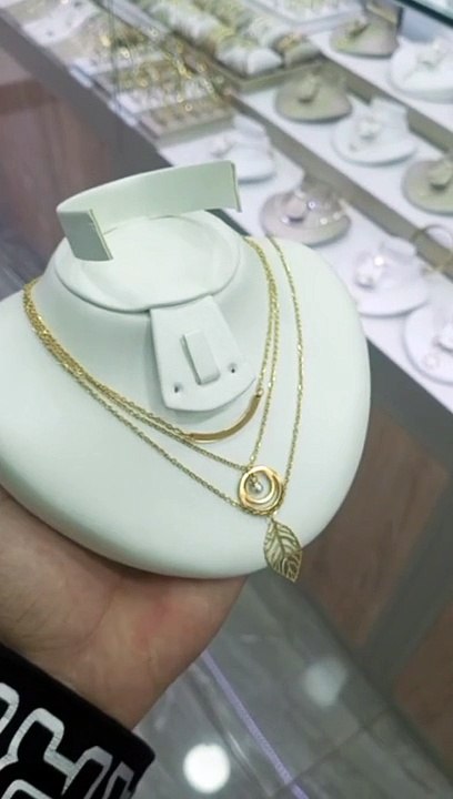 تألق بأناقة: مجموعة الاكسسوارات الفاخرة من الفولاذ المقاوم للصدأ". Shine with Elegance: Luxurious Stainless Steel Accessories Collection"