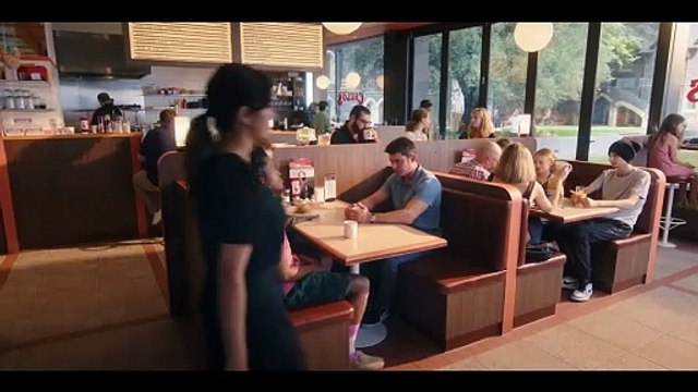 Ricky Stanicky - Bande-Annonce de la comédie Prime Video avec Zac efron et John Cena (VF)