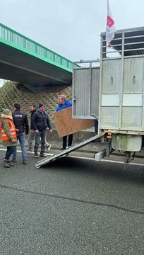 VIDÉO - Nouveau blocage à Beauvais