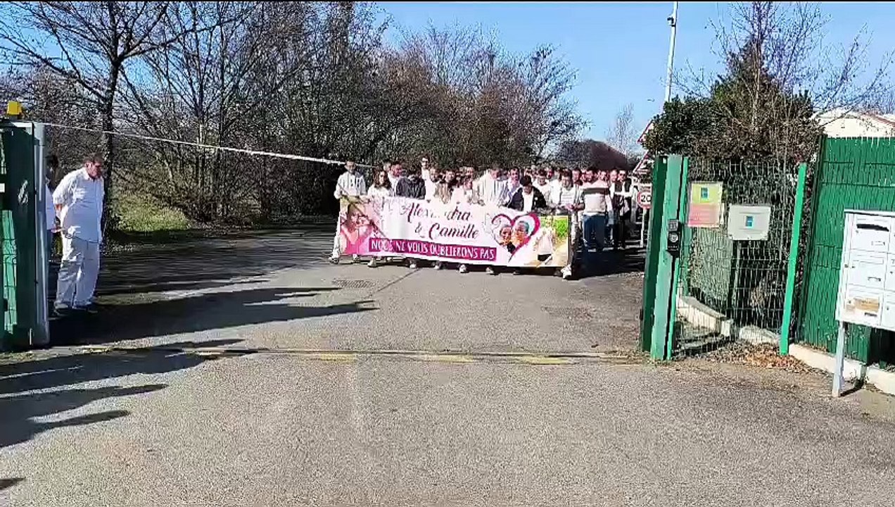 VIDÉO - La marche blanche pour Camille et Alexandra à Pamiers