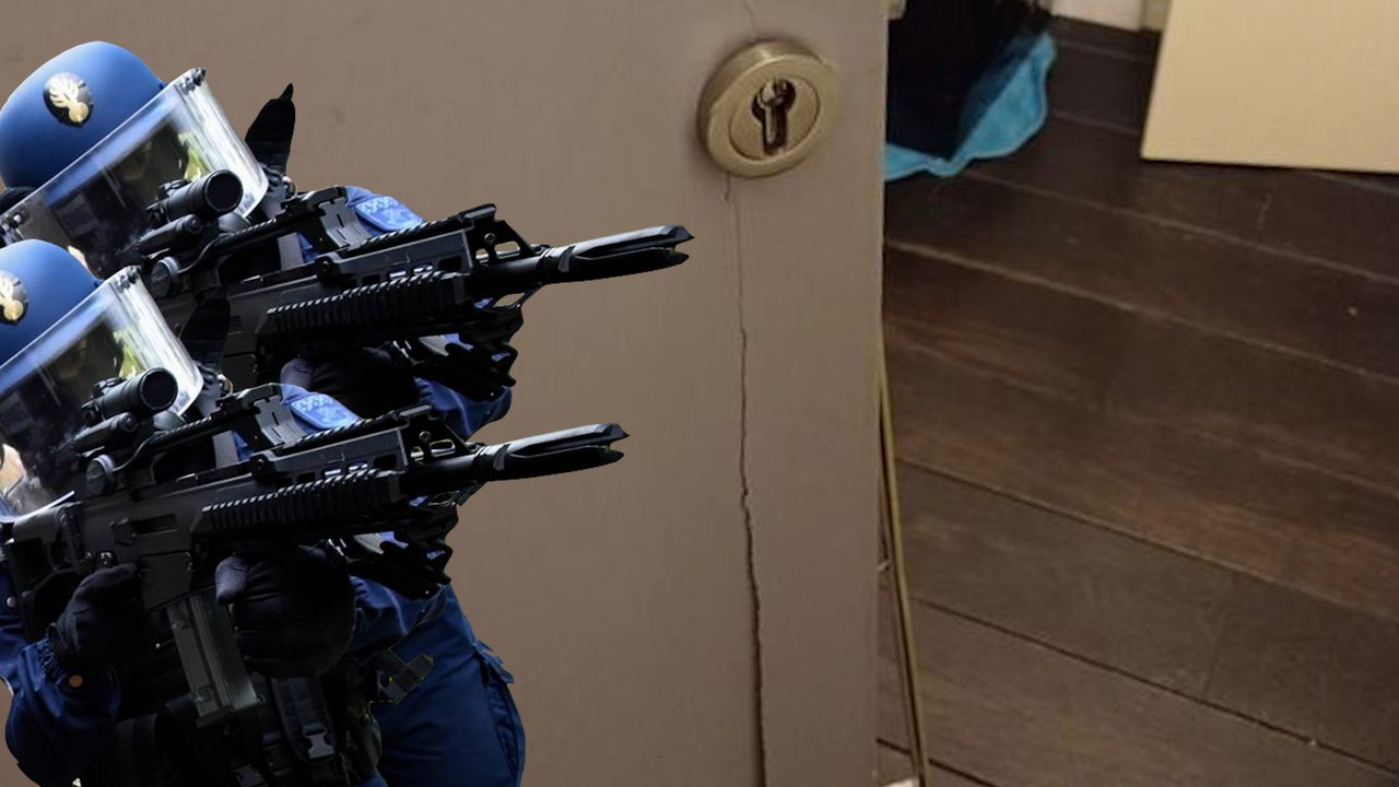 Quinze gendarmes enfoncent la mauvaise porte lors d'une intervention, la famille traumatisée