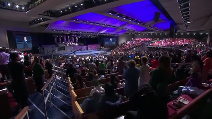 Bishop Jakes’ Message on Cutting Away Distractions