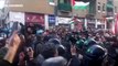 Corteo pro-Palestina, 1.200 manifestanti sfidano i divieti: scontri con le forze dell'ordine in via Padova