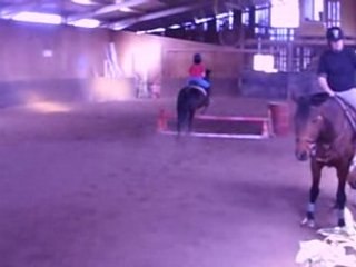 Laura et Lucky sur un parcour de saut