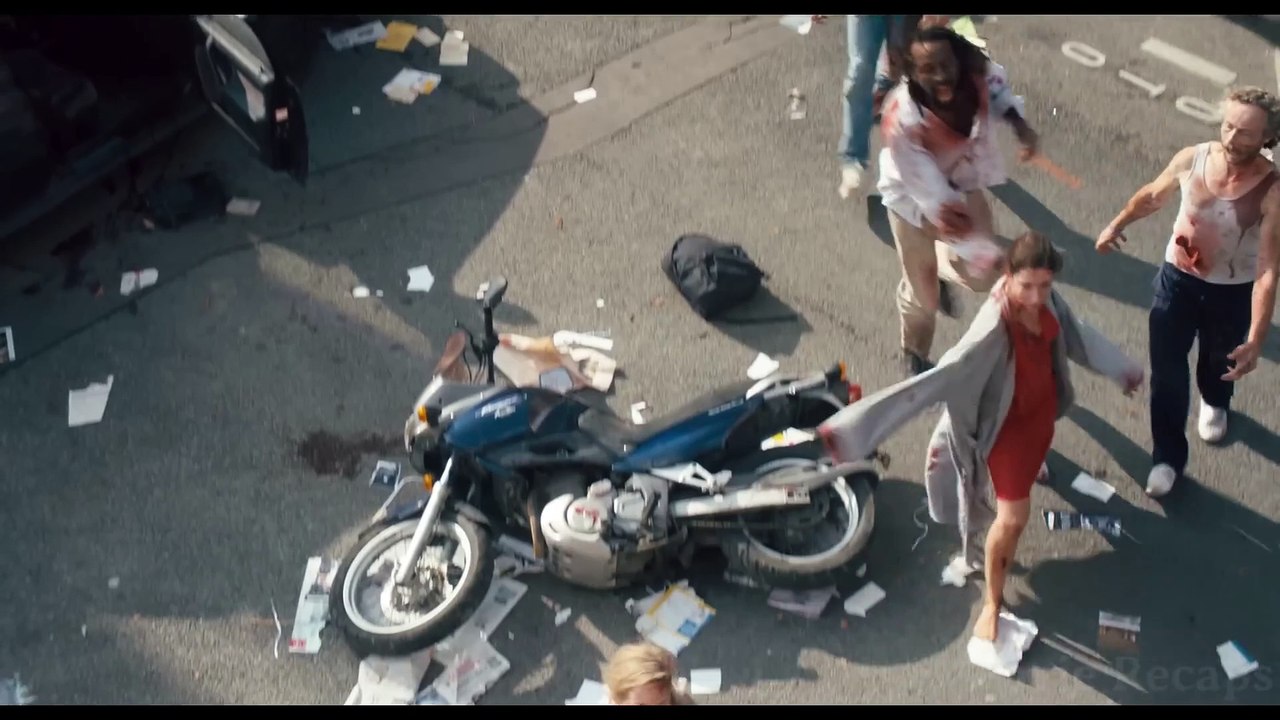 He Wakes up to Find All Humans Turned Into Zombies Except For Him