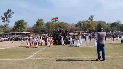 डूंगरपुर में देश भक्ति का दिखा जज्बा, दर्शकों ने दबाई दांतों तले अंगुलियां