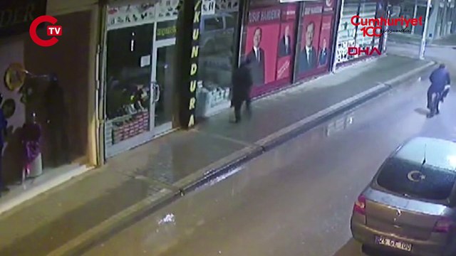 Ankara'da Yeniden Refah Partili adayın seçim bürosunun camları kırıldı: 1 gözaltı