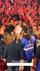 معجب ينهار ويفقد أعصابه في حفل نانسي عجرم