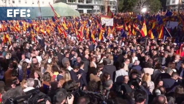 Decenas de miles de personas se manifiestan en Madrid contra la amnistía