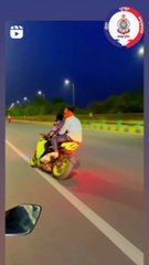 वीडियो देखें......नागिन की तरह सड़क पर लहरा रहे थे 16 बाइकर्स, पुलिस ने किया ये हाल...