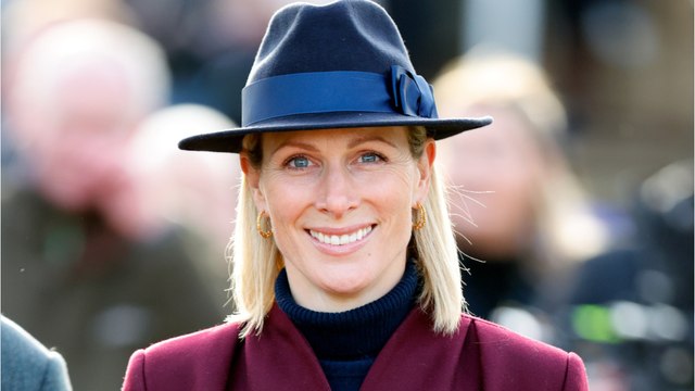 GALA VIDEO - Zara Tindall de sortie à l’hippodrome : elle opte pour un somptueux look bordeaux