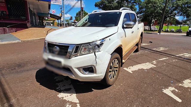 Internauta pede ajuda para localizar motorista de Gol envolvido em acidente na Avenida Brasil