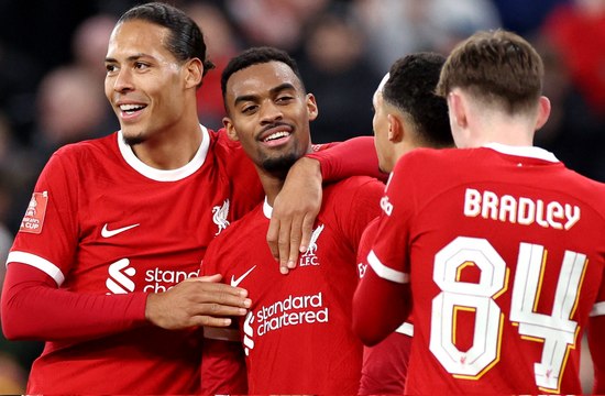 EN HL FAC LIV NOR 280127 YT