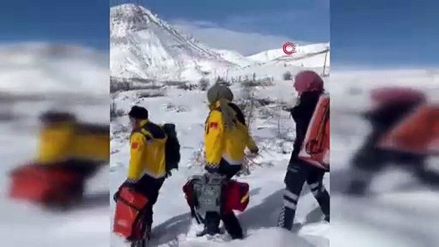 Ambulans helikopter solunum sıkıntısı çeken çocuk için havalandı