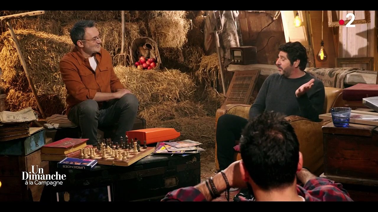 Patrick Fiori est revenu sur l'histoire de sa famille dans l'émission Un dimanche à la campagne, et plus particulièrement sur le génocide arménien dont ses ancêtres sont des rescapés.