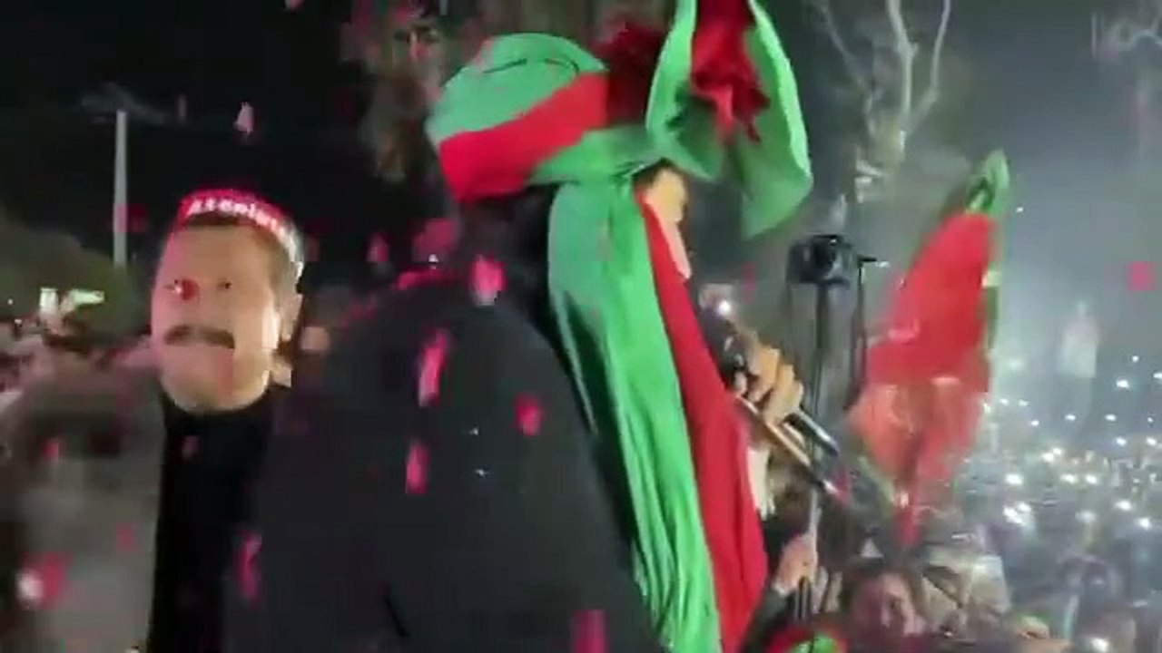 شیر افضل مروت کا ڈیرہ اسماعیل خان میں جلسہ | Sher Afzal Marwat late night meeting in Dera Ismail Khan... Today is the first day of Ali Amin campaign and the sea of ​​people... Sher Afzal Marwat has lit up the night time... The enthusiasm of the people