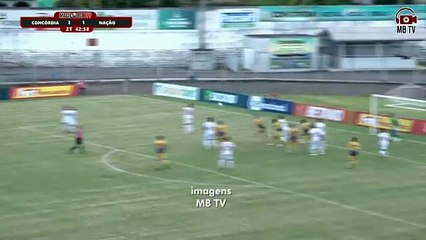 Nação marca o segundo gol perto do fim do jogo