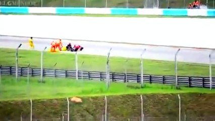 Marco Simoncelli's Fatal Crash @ Sepang 2011