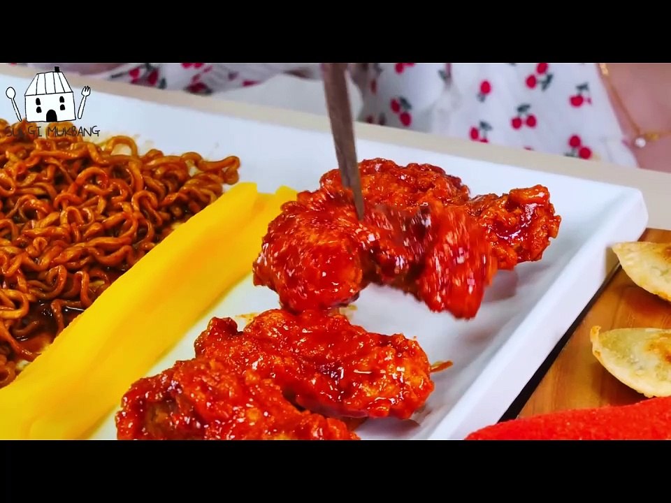 ASMR MUKBANG| Black bean noodles, Green onion Kimchi, Cheetos cheese hot dog, Dumplings, Chicken