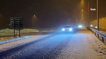 Kuzey Marmara Otoyolu Kocaeli geçişinde kar yağışı etkili oldu