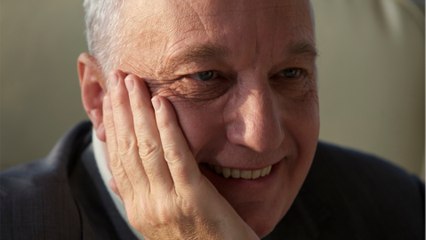 GALA VIDEO - François Berléand : pourquoi il a cru pendant des années être atteint de trisomie 21