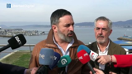 Abascal contra el PP por "fingir protestas contra el Gobierno y pactar con ellos"