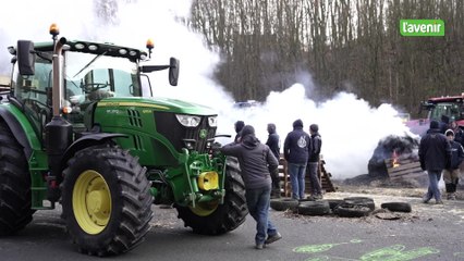 Sur le ring ouest de Bruxelles, les agriculteurs ne comptent pas s’en aller tout de suite