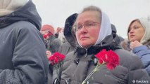 Russian women demand return of soldiers sent to Ukraine