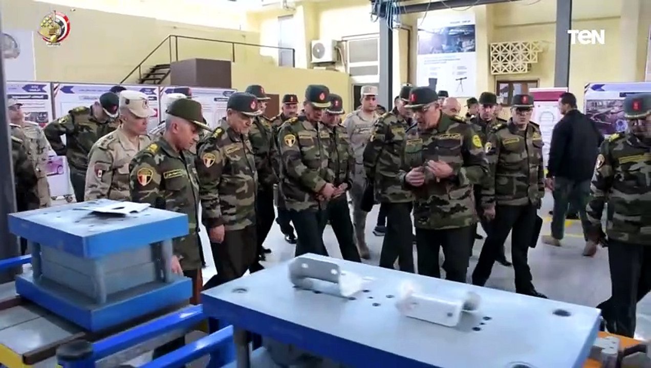 الفريق أول محمد زكى  يتفقد مجمع الصناعات الهندس...