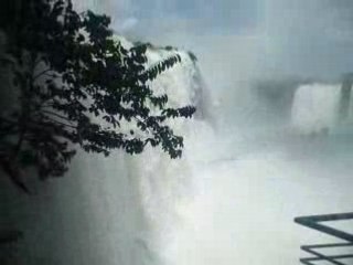 Ascenseur chutes Foz de Iguazu, Bresil