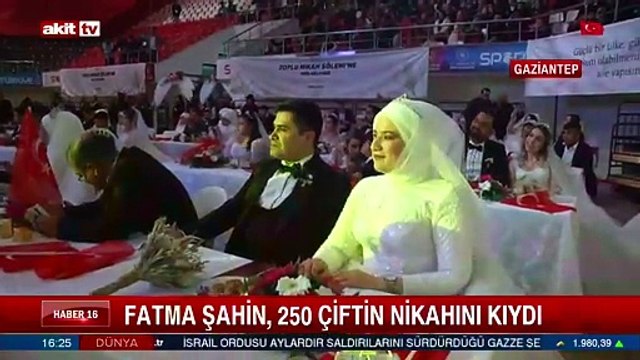 Fatma Şahin, 250 çiftin nikahını kıydı