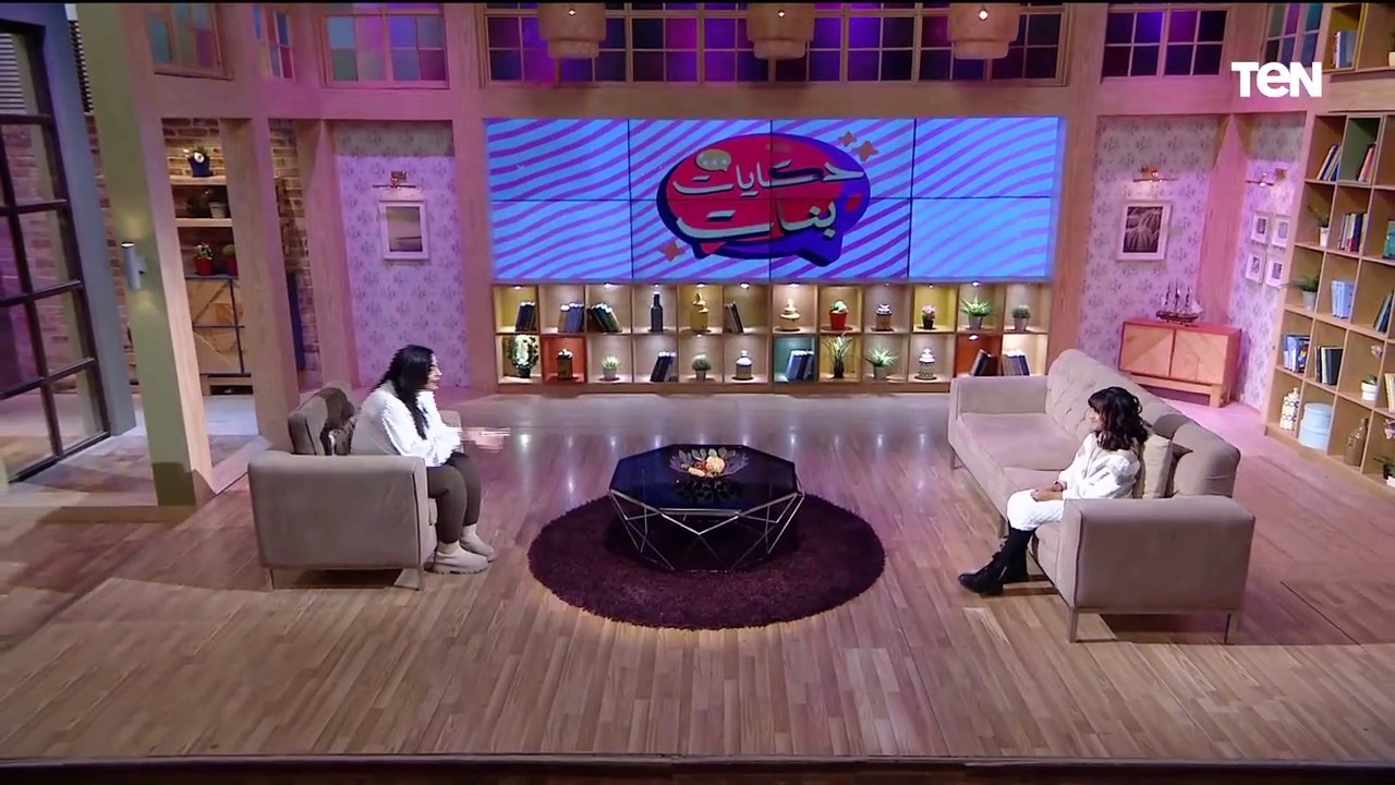 لقاء خاص مع تالا الوائلي أصغر بلوجر يمنية.. وهدايا توصل لعمرة ومفروشات من مول بخة | حكايات بنات
