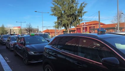 150 taxis ont bloqué le centre-ville de Saint-Étienne