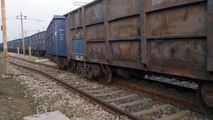 रेलवे गोदाम के पास मालगाड़ी के चार डिब्बे पटरी से उतरे