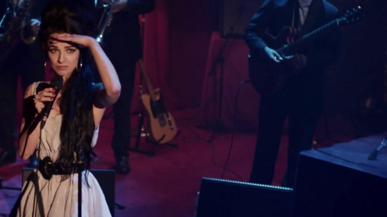 Back to Black: Den Trailer zum Amy-Winehouse-Biopic gibt's jetzt auch auf deutsch