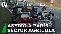 Así se iniciaba el 'asedio' a París por parte de los agricultores franceses con bloqueos en las carreteras
