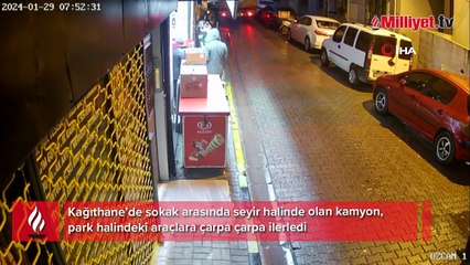 Kağıthane’de kamyon park halindeki araçlara çarparak kaçtı, o anlar kamerada
