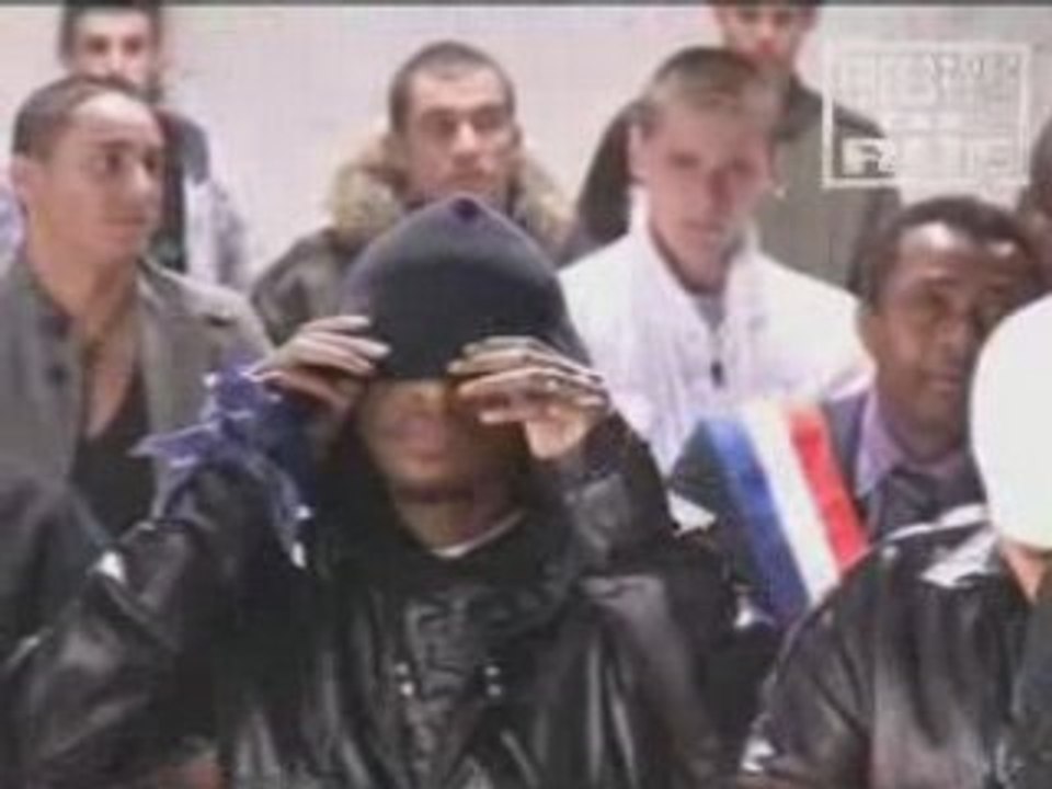 Freestyle De Rue - Teaser Psy4 de la Rime  Jeunesse France