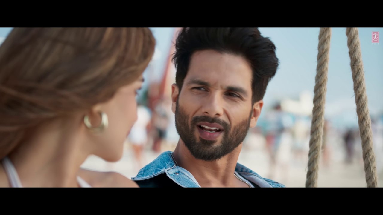 Akhiyaan Gulaab Song Shahid Kapoor, Kriti Sanon Mitraz Teri Baaton Mein Aisa Uljha Jiya