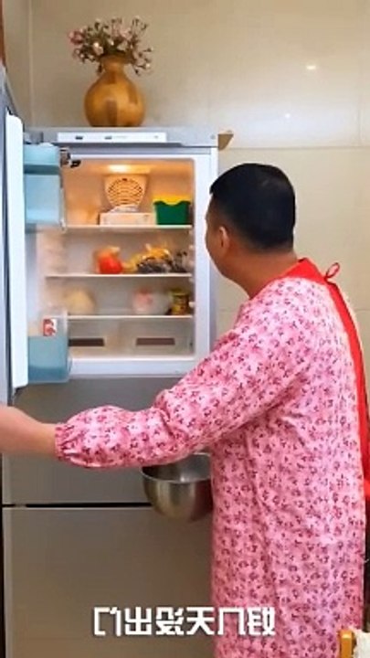 এই কুকুরের বুদ্ধী দেখে আপনিও অবাক হবেন