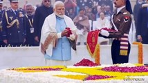 India, il premier Modi rende omaggio a Gandhi a 76 anni dalla sua morte