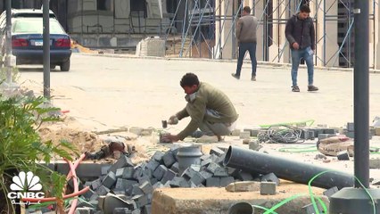 مصر.. زيادات الحديد تضع أسعار العقارات في مهب الريح