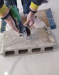 Outils de nettoyage pour l'installation de carreaux de céramique