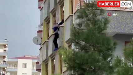 3'üncü kattan kendini bırakmaya çalışan kadın böyle kurtarıldı