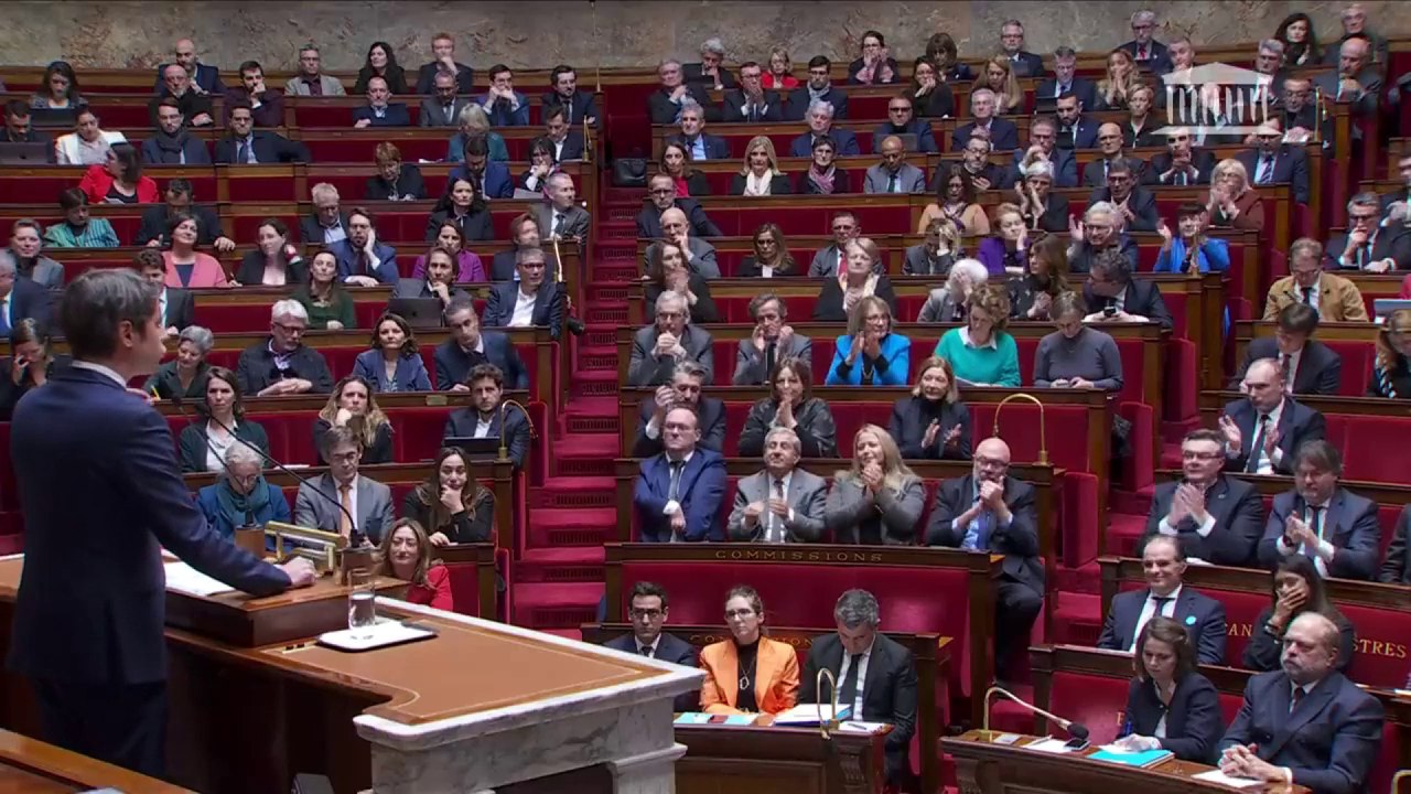 Politique générale : Gabriel Attal s'adresse aux classes moyennes